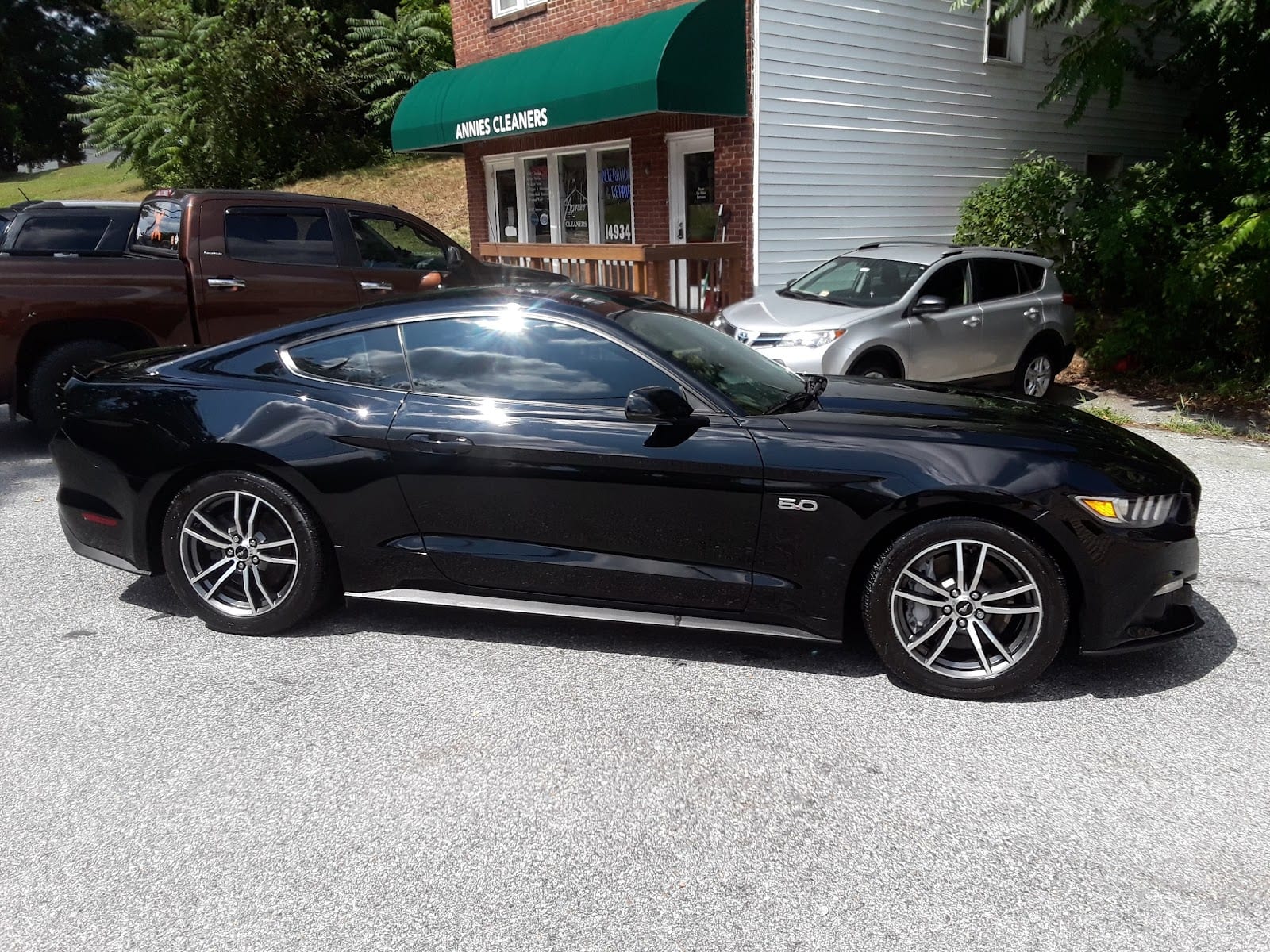M&R handwashing and Detailing