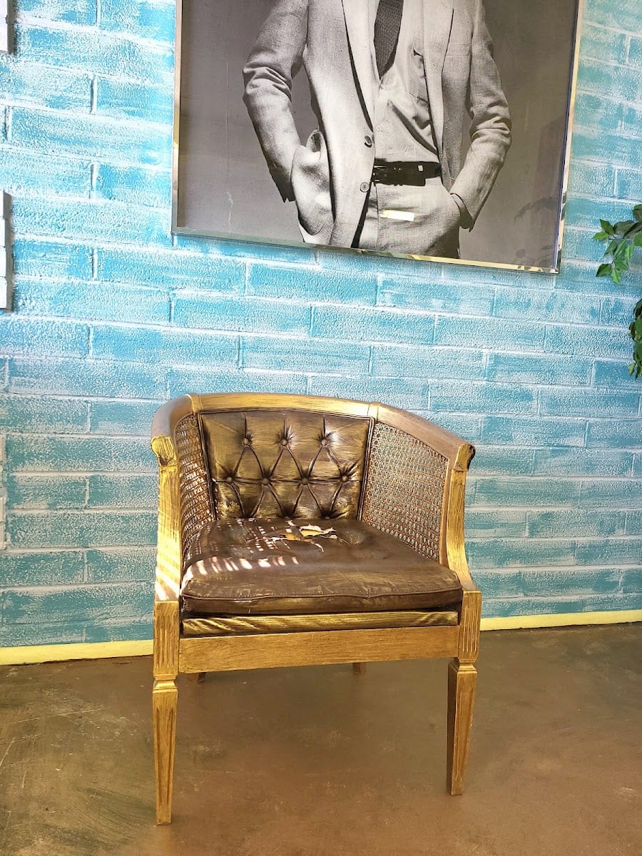Haireccentric Salon