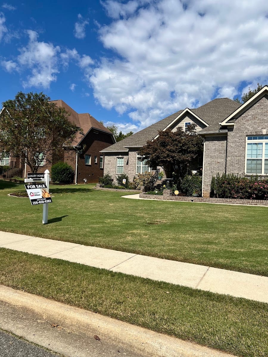 Amy Butler-Huntsville Realtor-Leading Edge Real Estate Group, photo 2