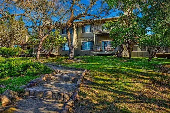 Peaceful Getaway on Silverado Golf Course w/ Patio