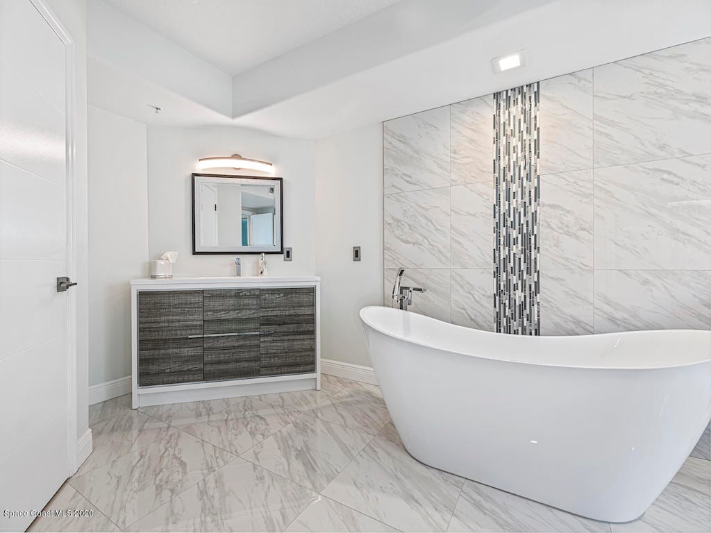 AYA Homes LLC