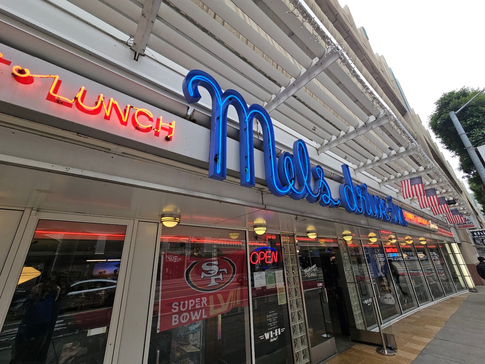 Mel's Drive-In