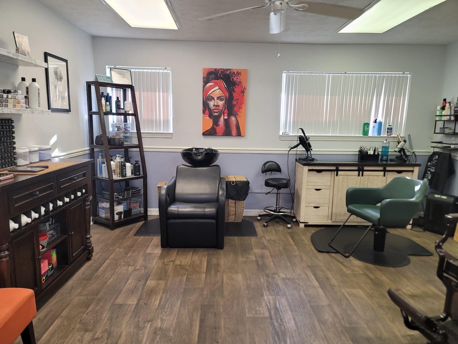 K & S Hair Studio
