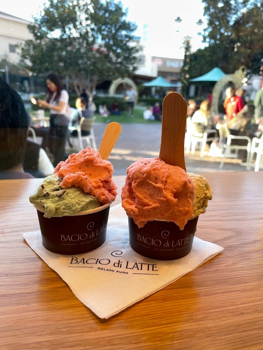 Bacio di Latte | Irvine Spectrum Center, OC