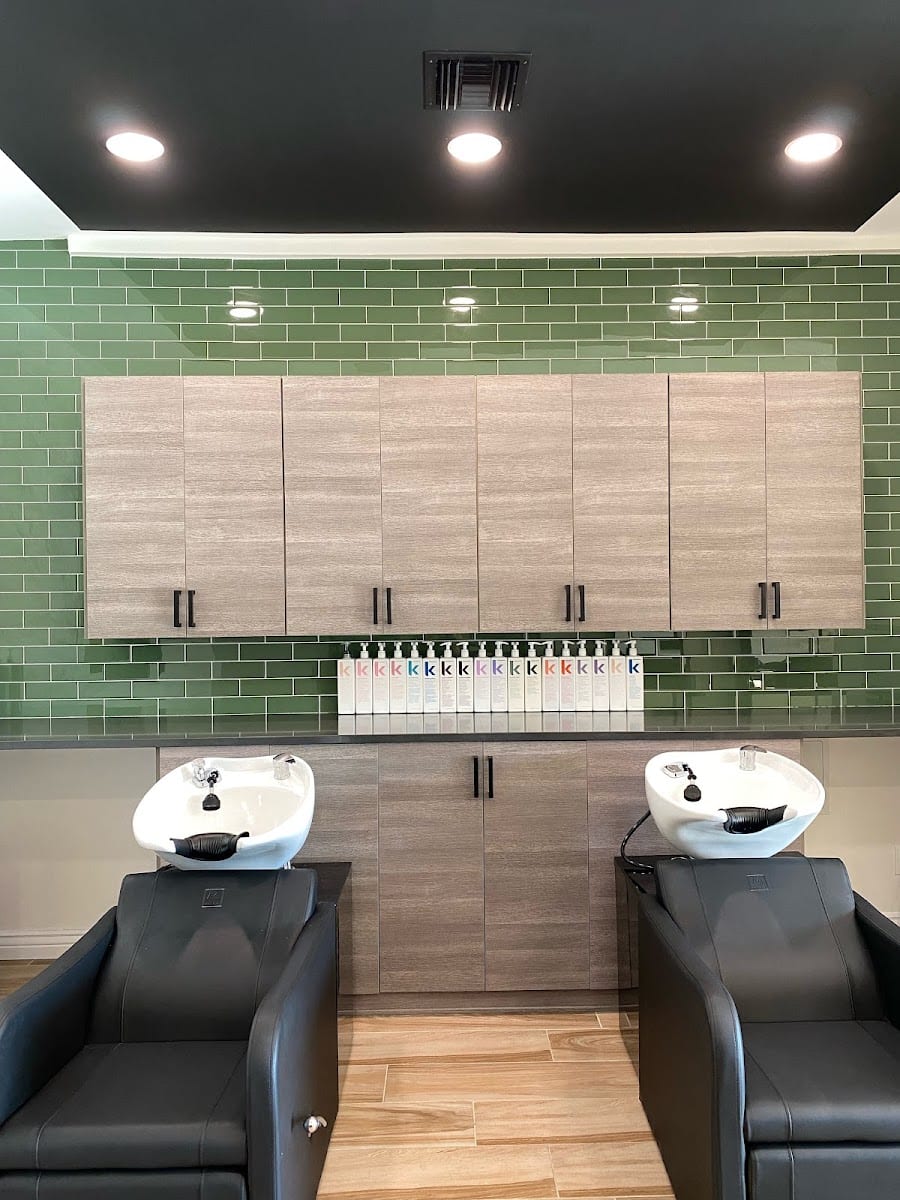 Volume Salon