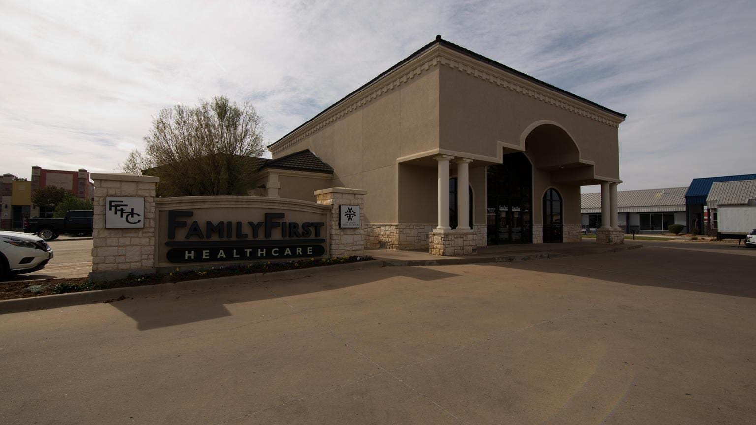 Covenant Medical Group Family Healthcare - 82nd, photo 2