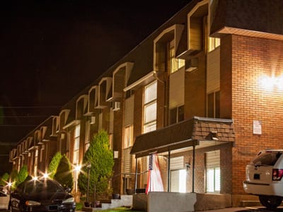Bridgerland Apartments, photo 2