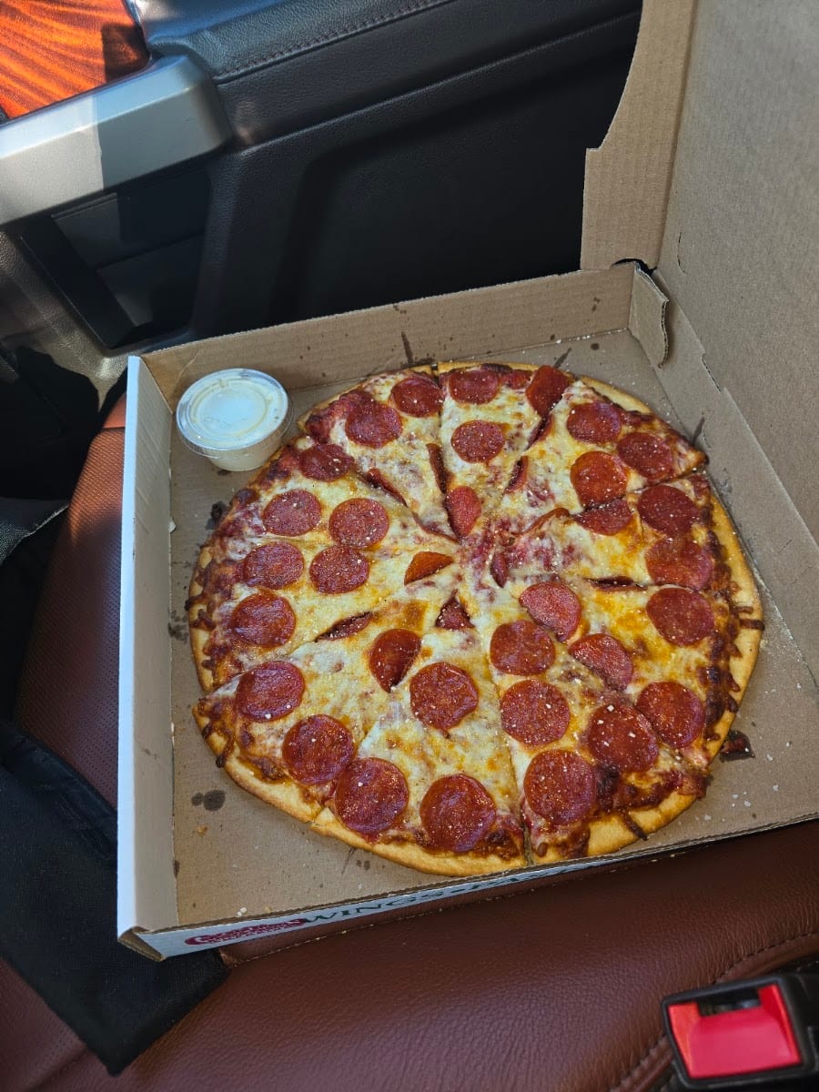 Captain Tony's Pizza & Pasta Emporium, photo 3
