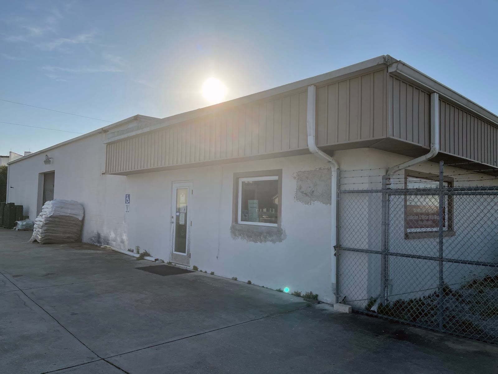 Horizon Distributors, photo 3