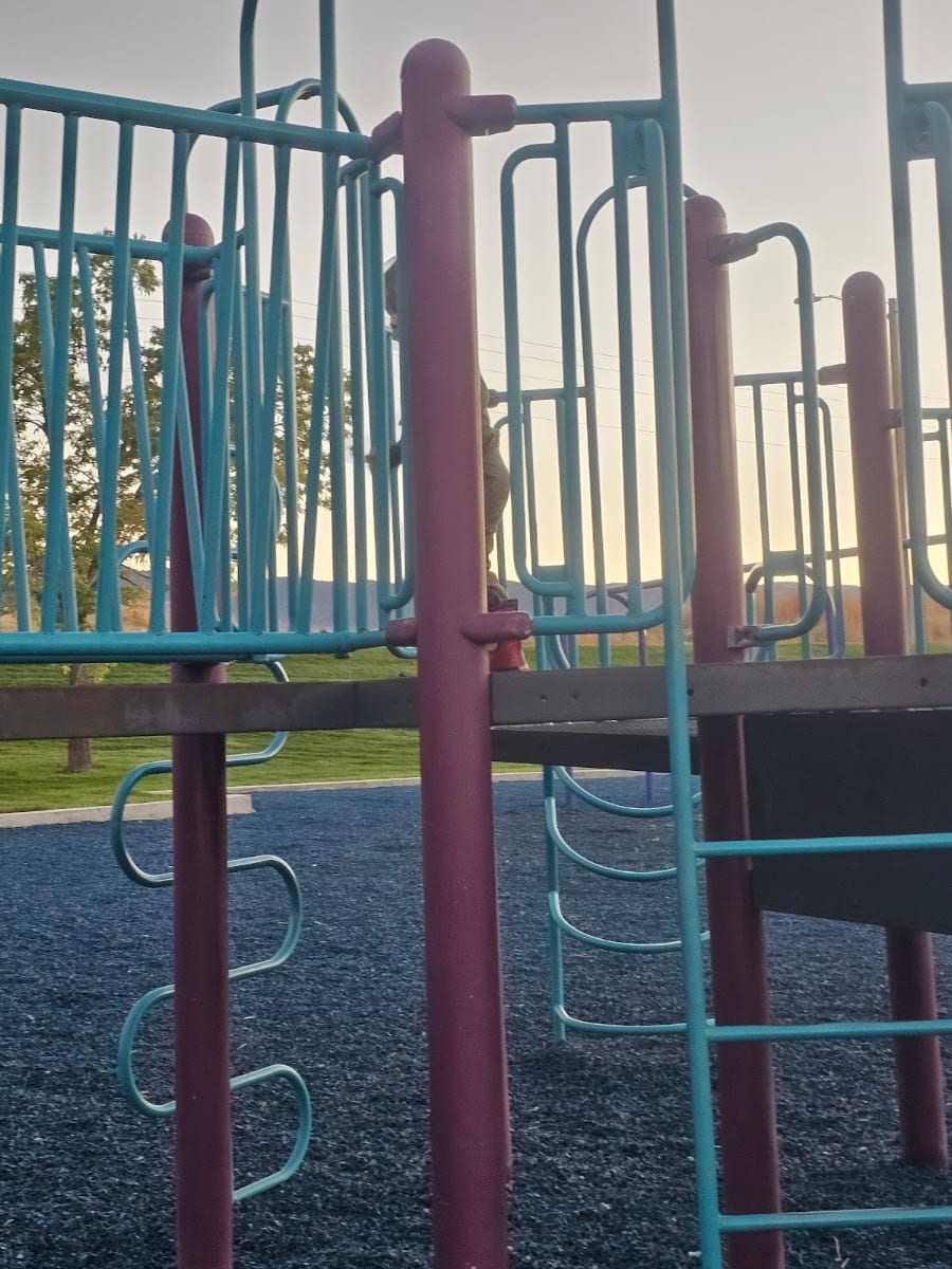Sage Park, photo 2