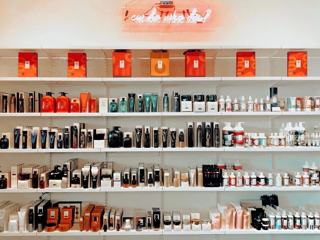 Salon Scarlet, photo 2