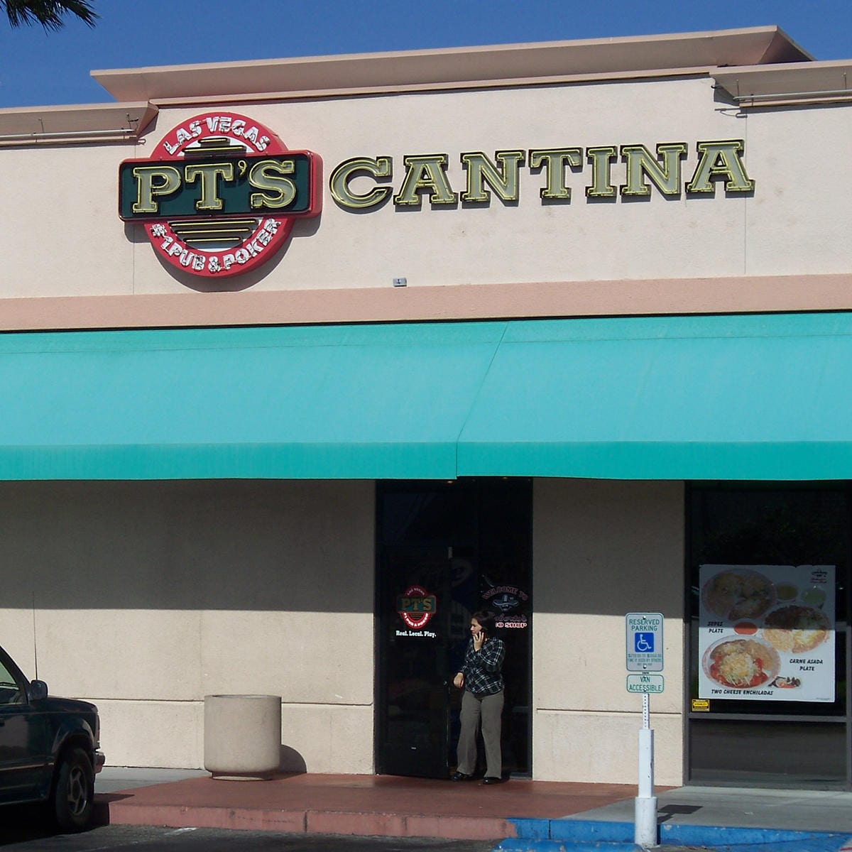 PT's Pub, photo 4