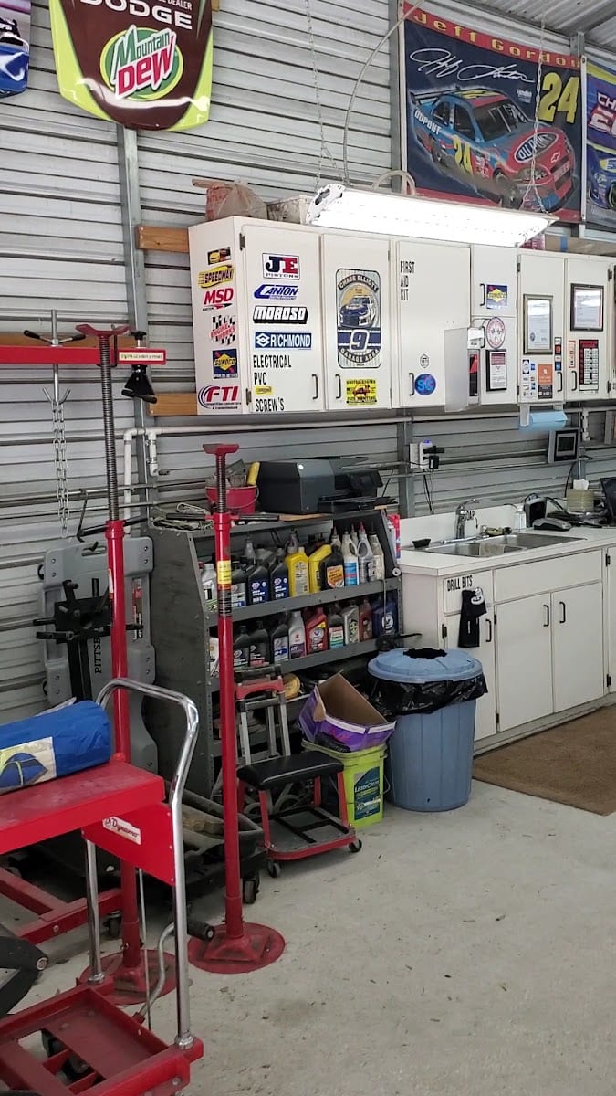 Empty Pockets Repair Service, photo 2
