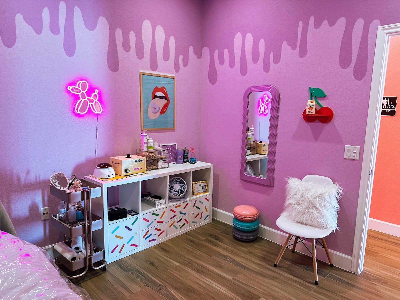 Whiplashed Beauty Bar