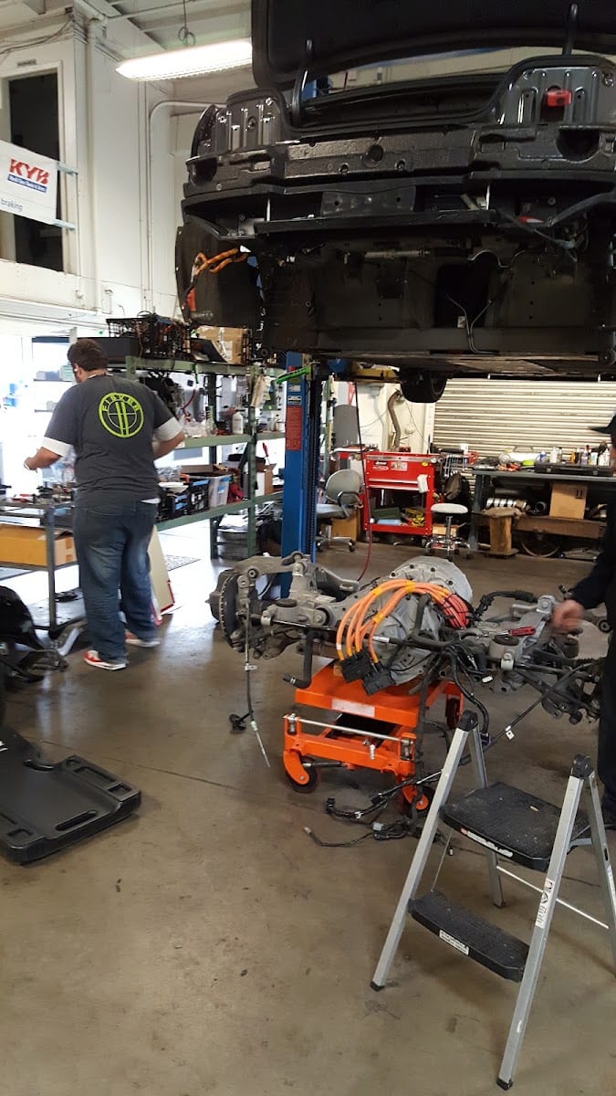 Pat's Garage, photo 4