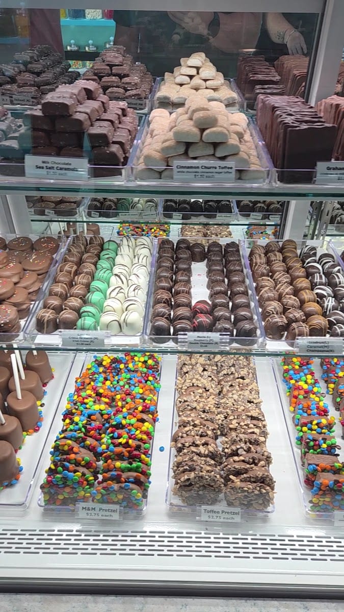 Pecan Jacks Ice Cream & Candy - Fruitville Farms, photo 3