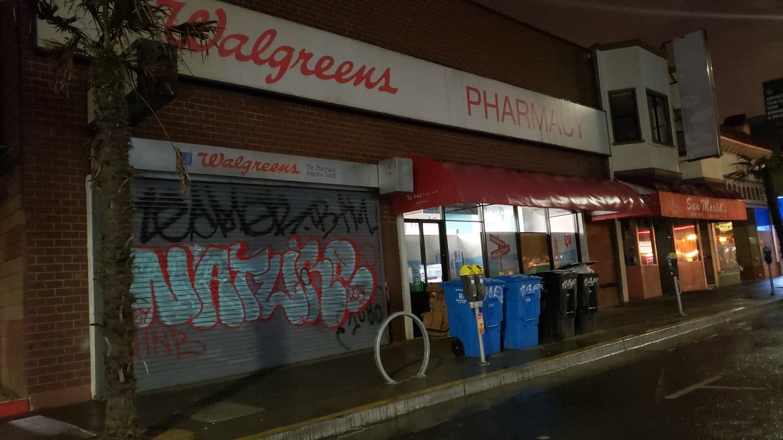 Walgreens Pharmacy, photo 2