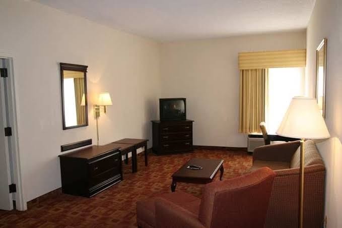 Baymont Inn & Suites Rome South, photo 2