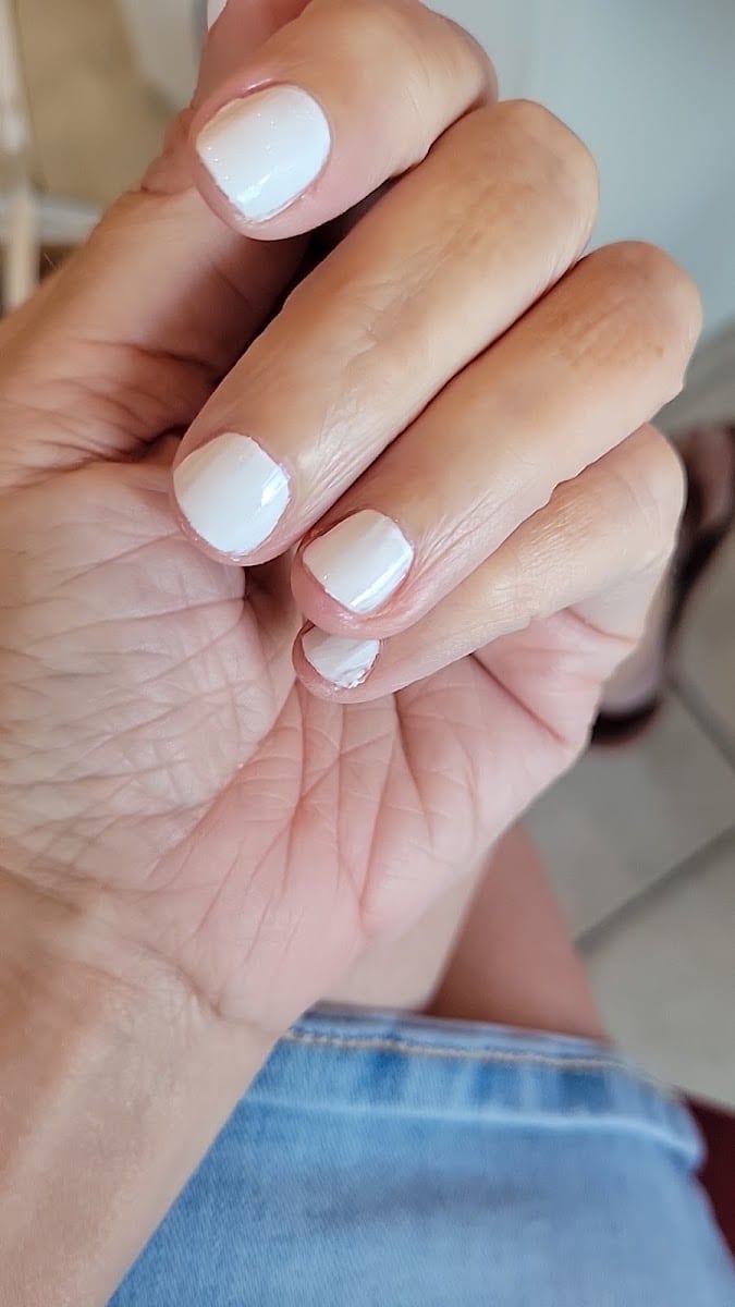 Sisters Nail Bar, photo 3