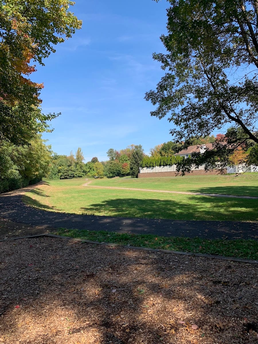 Fairway Oaks Park, photo 2