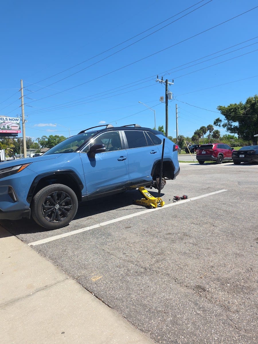 Laurel Tire Shop, photo 2
