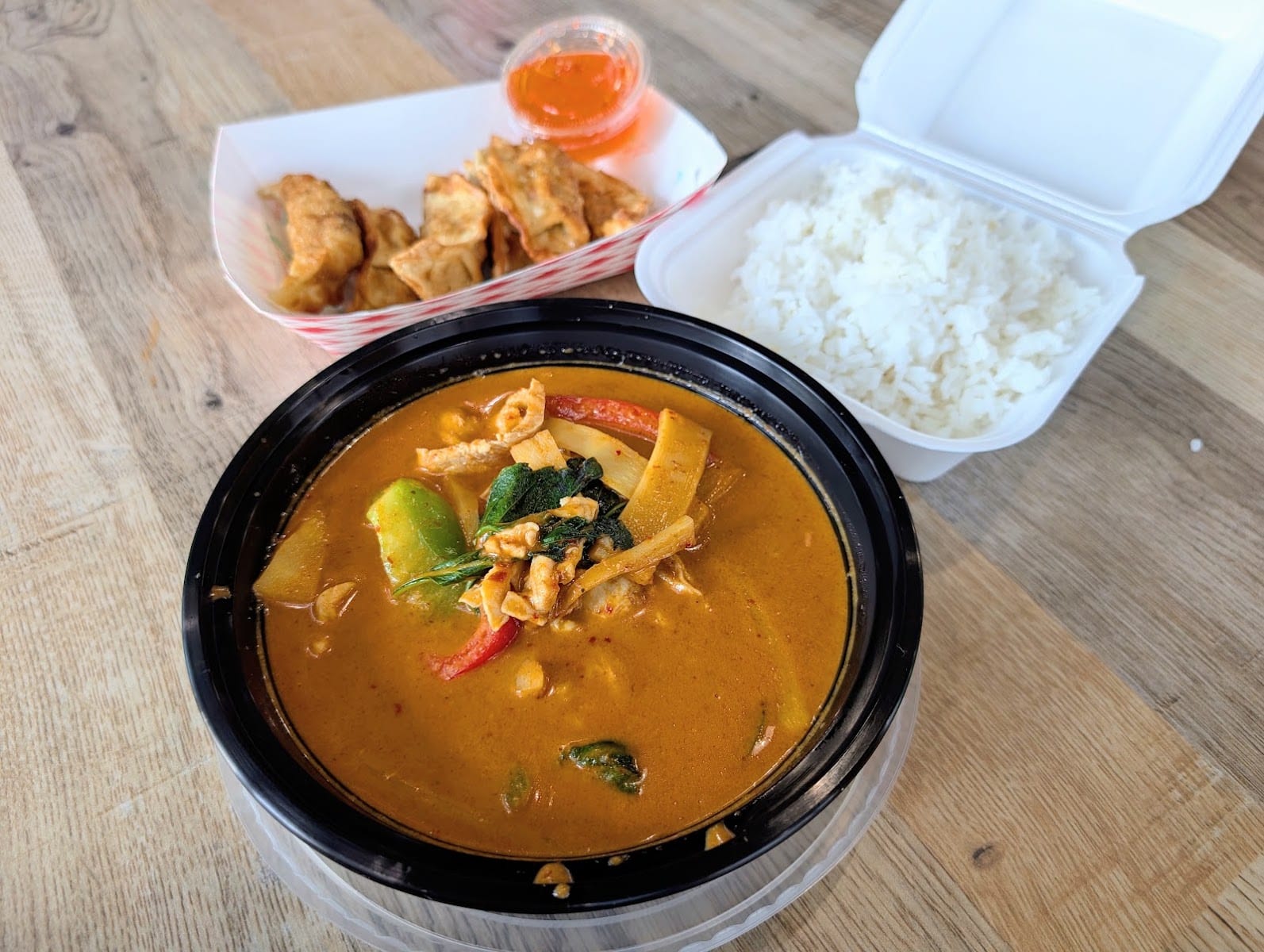 Sabaidee Lao & Thai Street Food - 380 Frisco