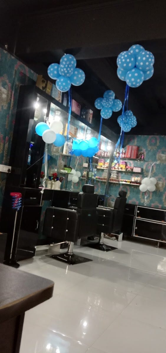 The Diamond Salon, photo 4