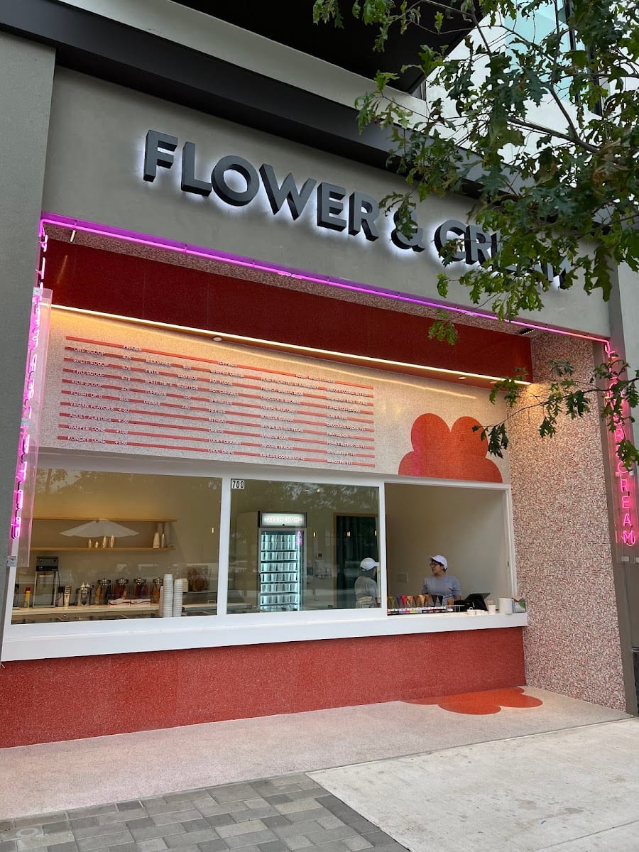 Flower & Cream, photo 2