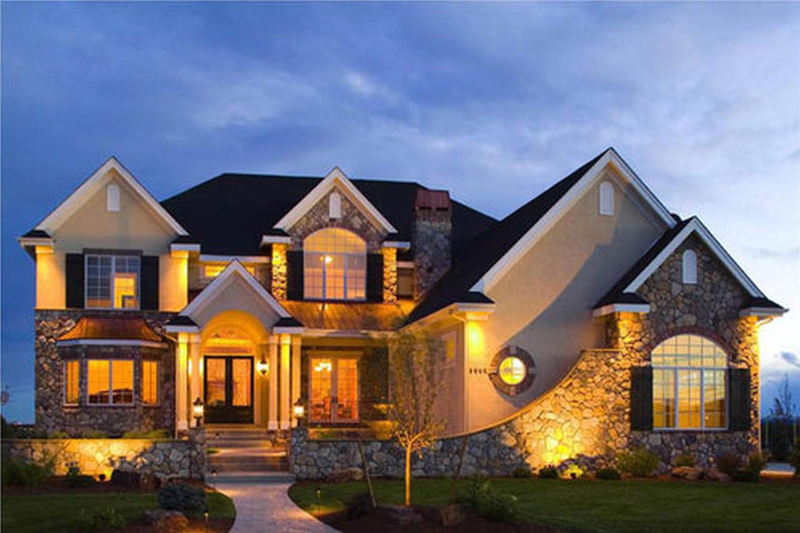 Arash Navidi, Top Canadian Realty, photo 2