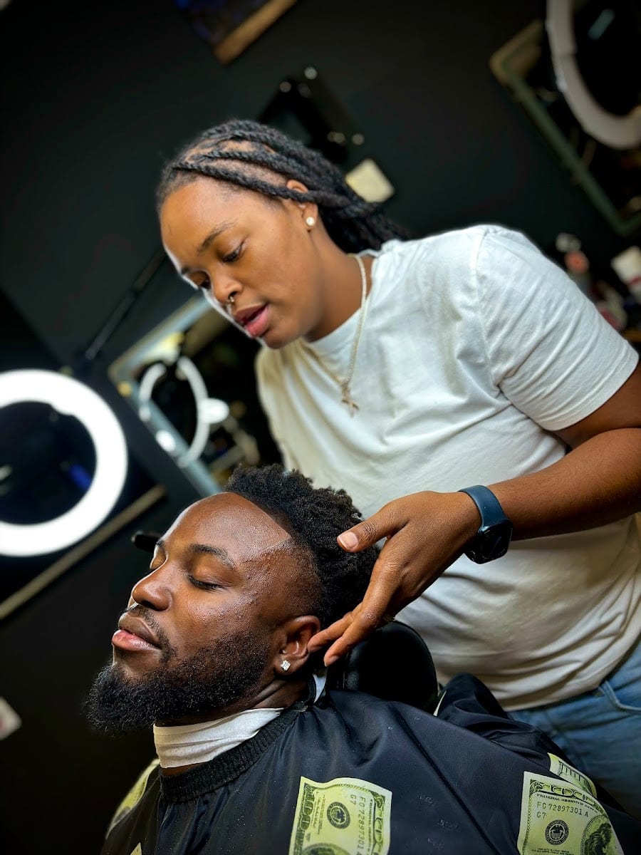 Cali Barber Studios, photo 2