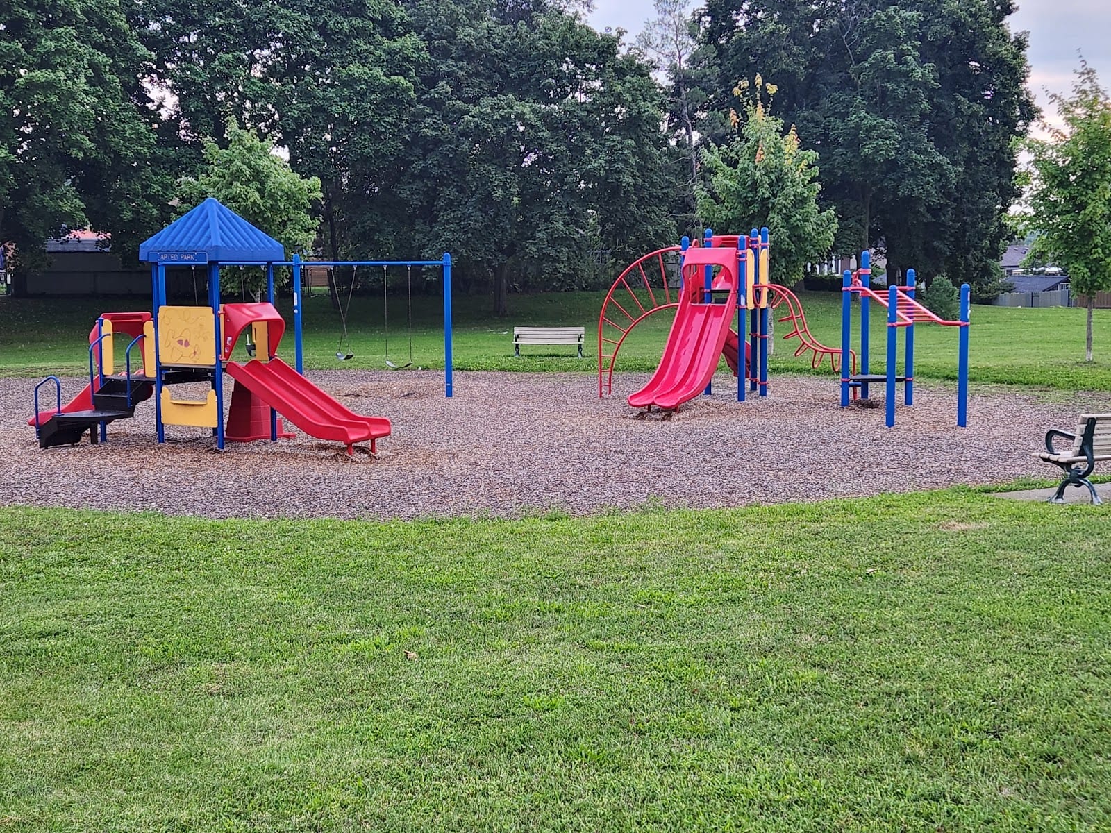 Apted Park, photo 2