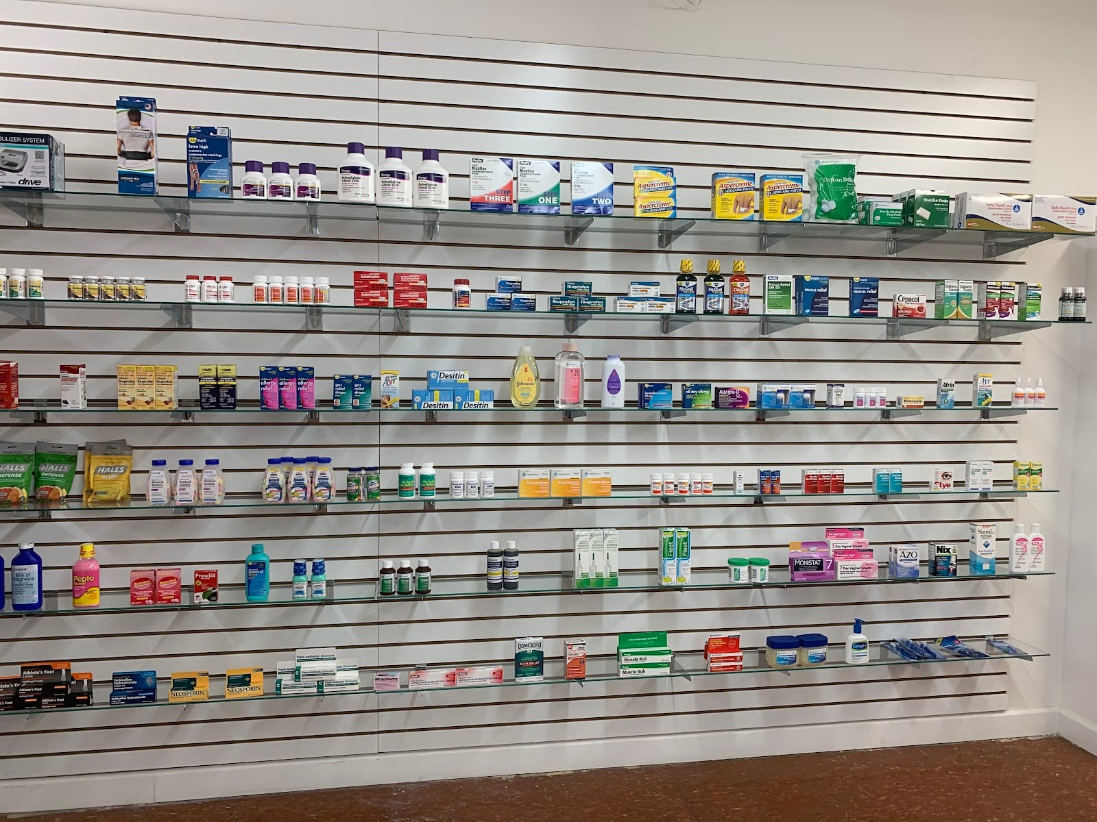GOYA PHARMACY, photo 4
