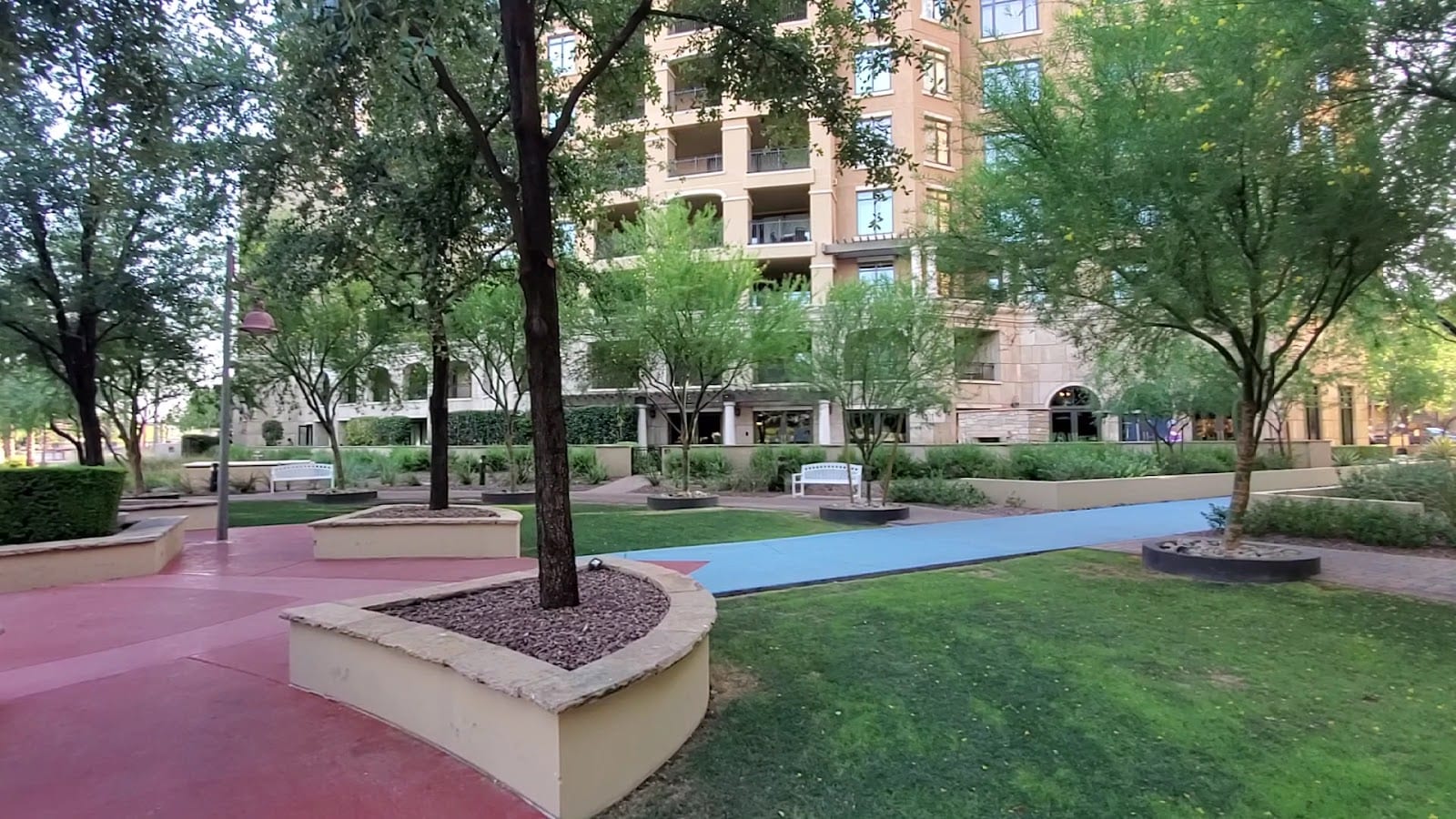 Scottsdale Waterfront Real Estate
