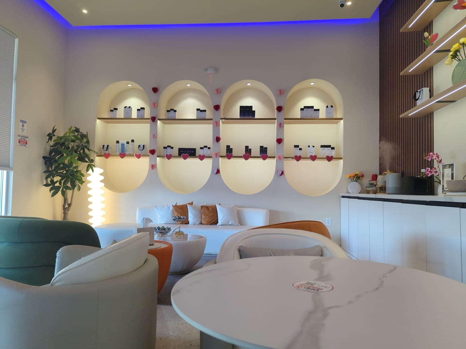 Invita Head Spa
