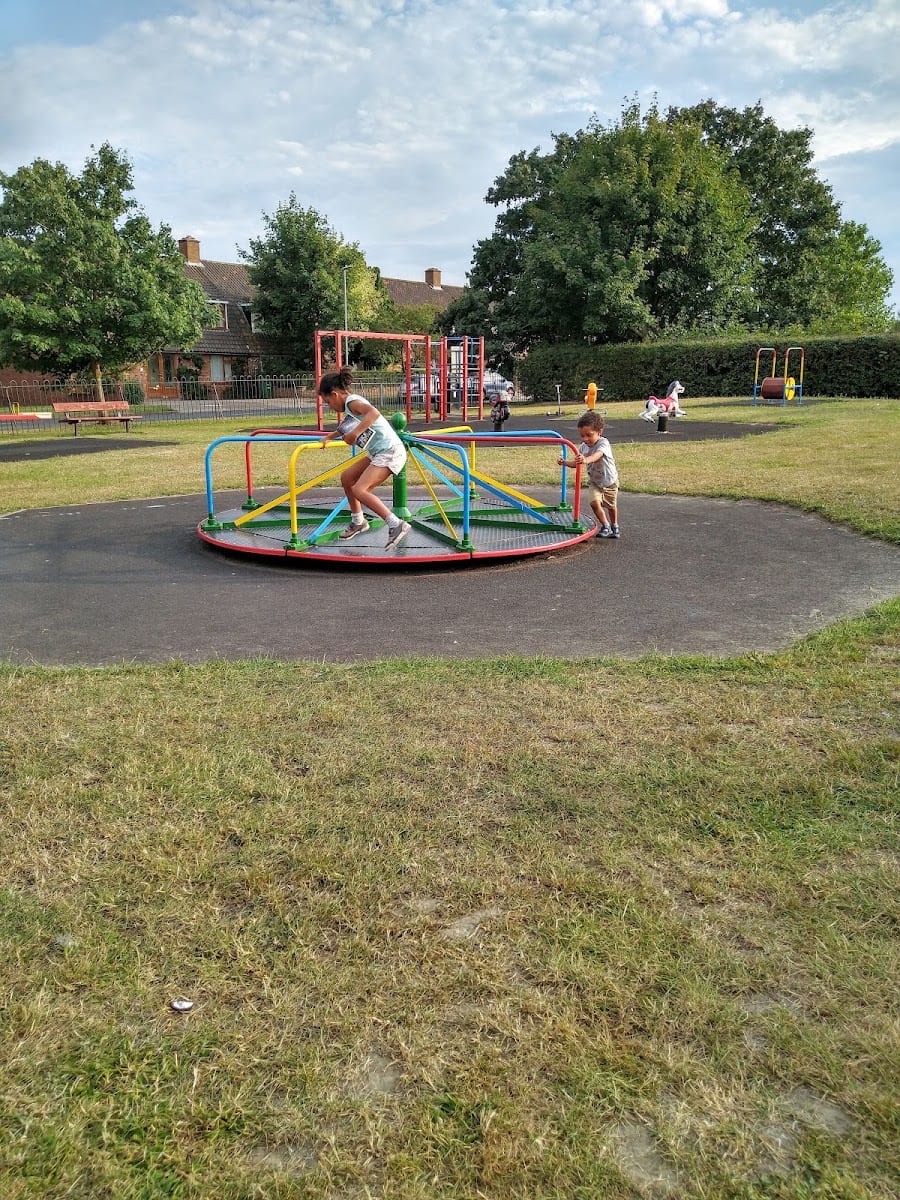 Playground, photo 3