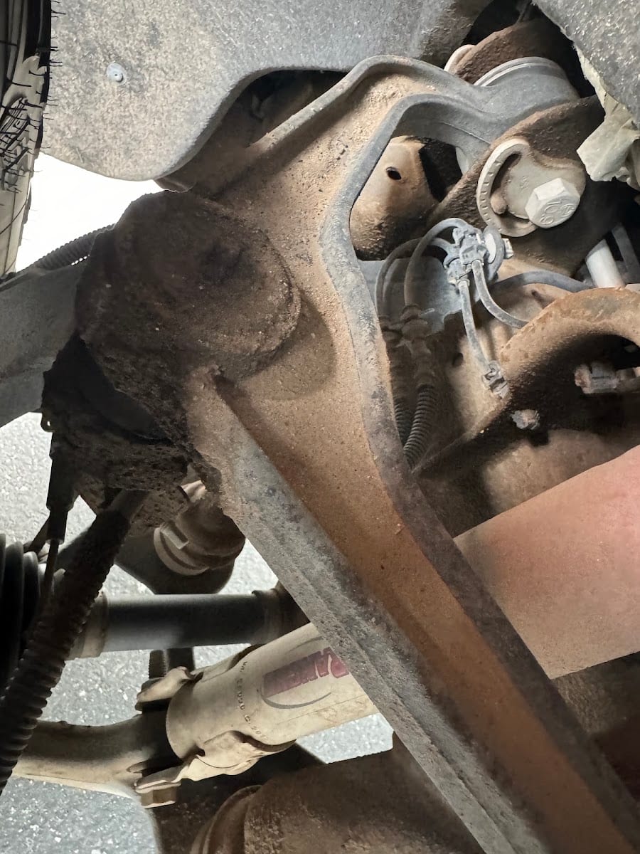 Van Chevrolet Service, photo 3