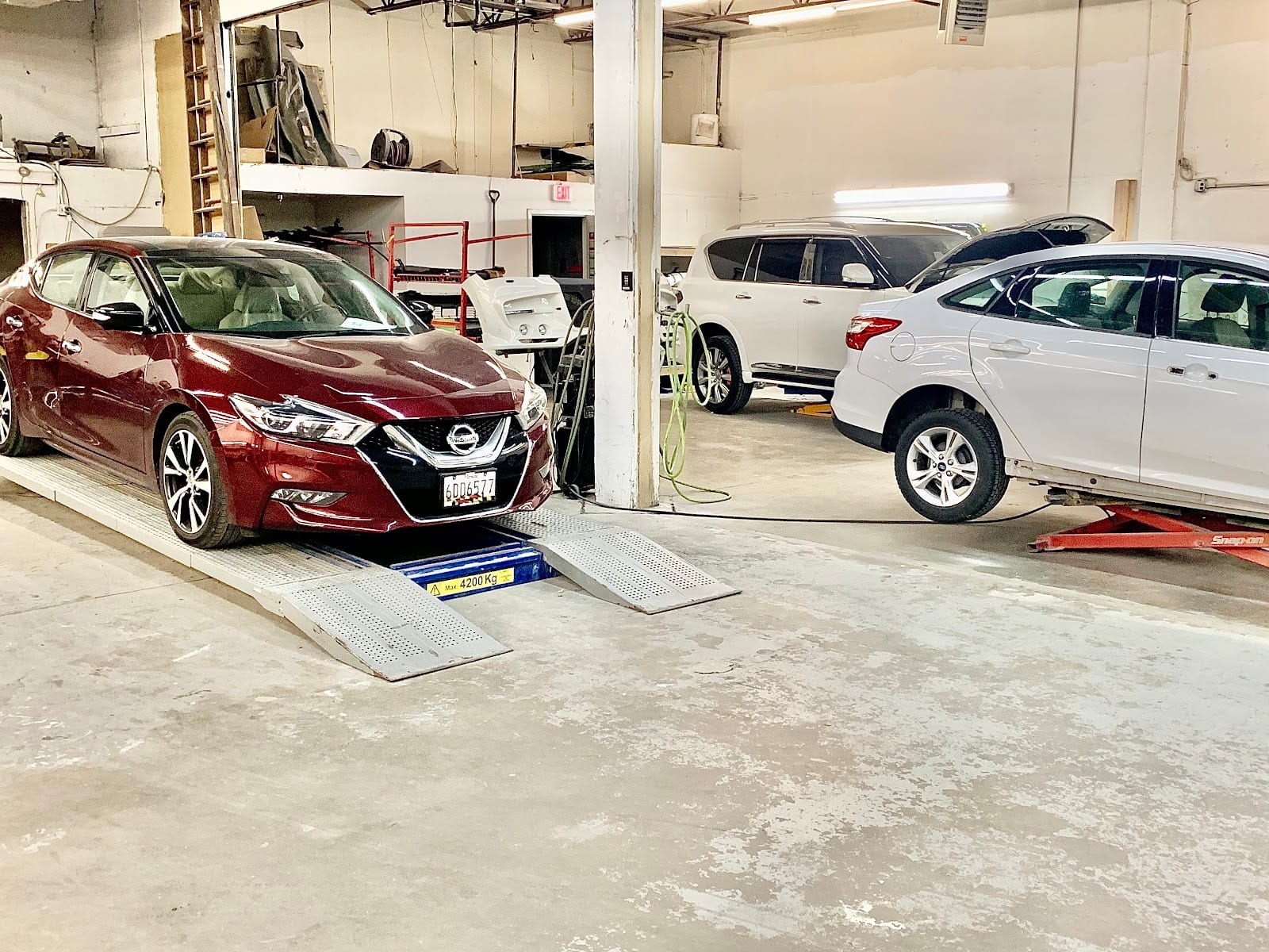 Uni-Tech Collision Repair, photo 4