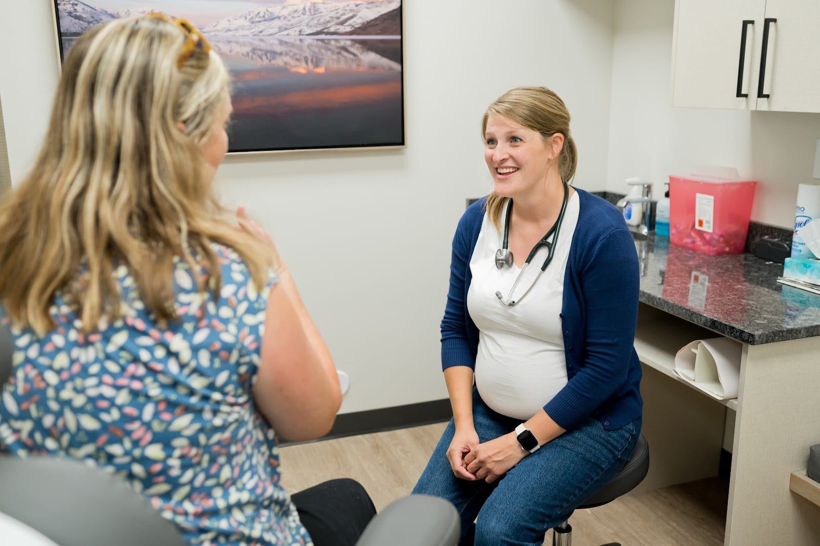 Kacie Lofgran FNP - Family Practice at Canyon Medical Group LLC, photo 3