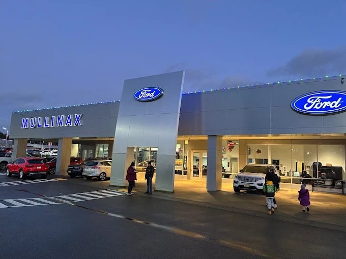 Mullinax Ford of Olympia | Dealership