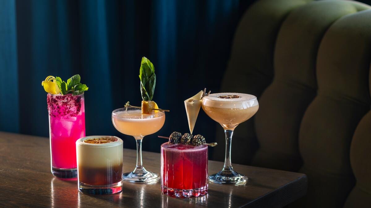 Bubbly Hour Mobile Bartending