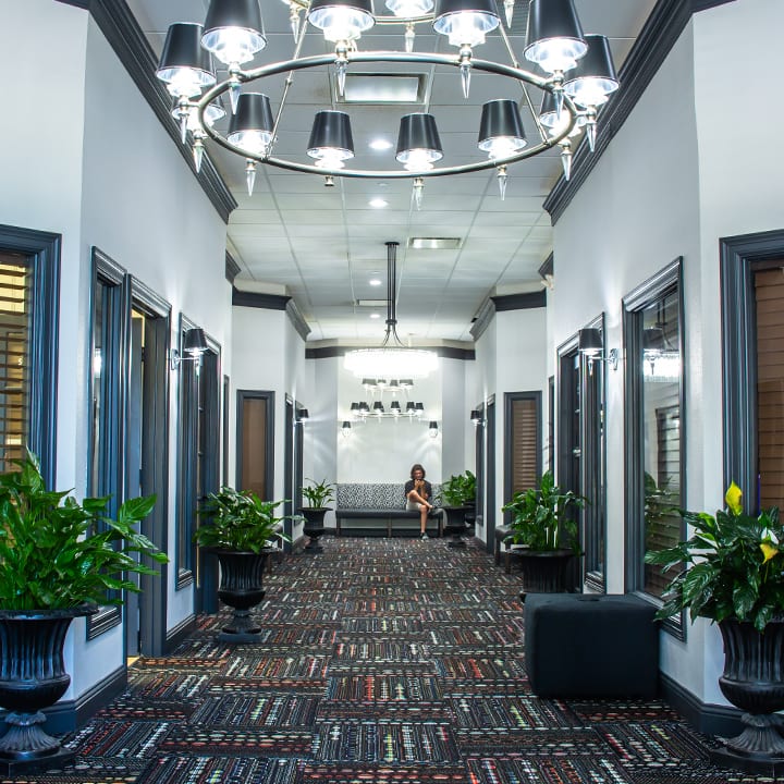 Salon Boutique