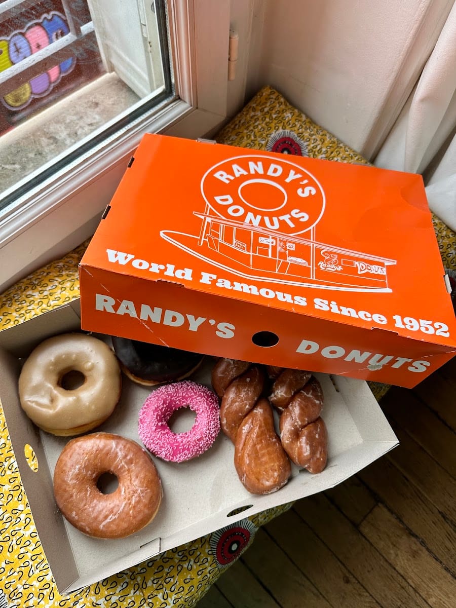 Randy's Donuts