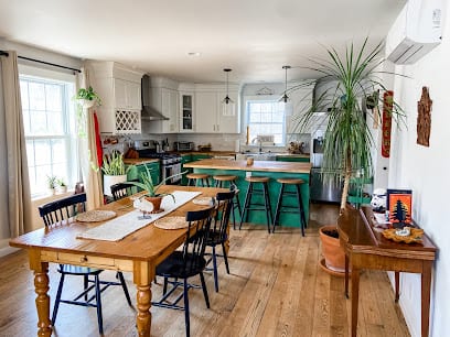 Jillian's Housekeeping & Co