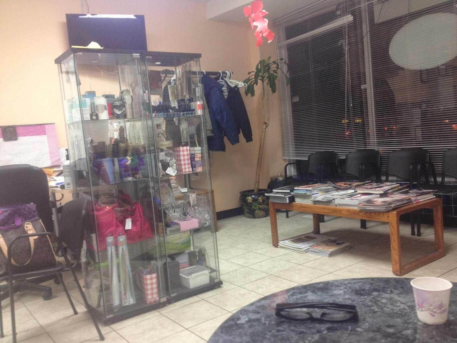 beauty salon 624