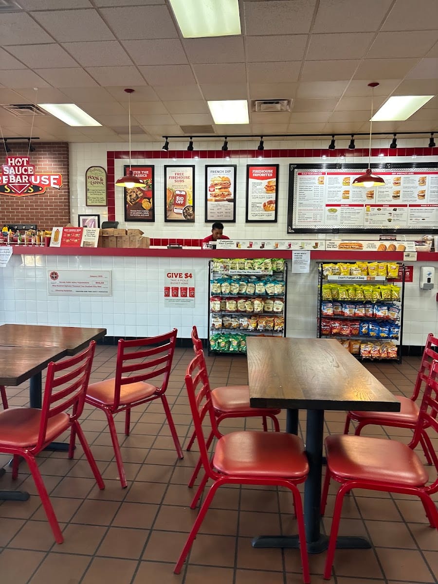 Firehouse Subs Hualapai Commons, photo 3