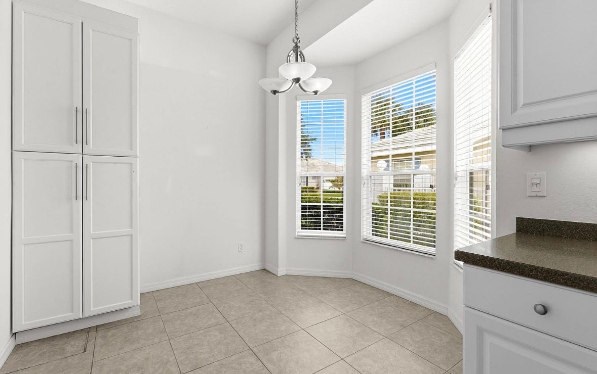 Sarasota Gulf Coast Homes | KW Coastal Living III