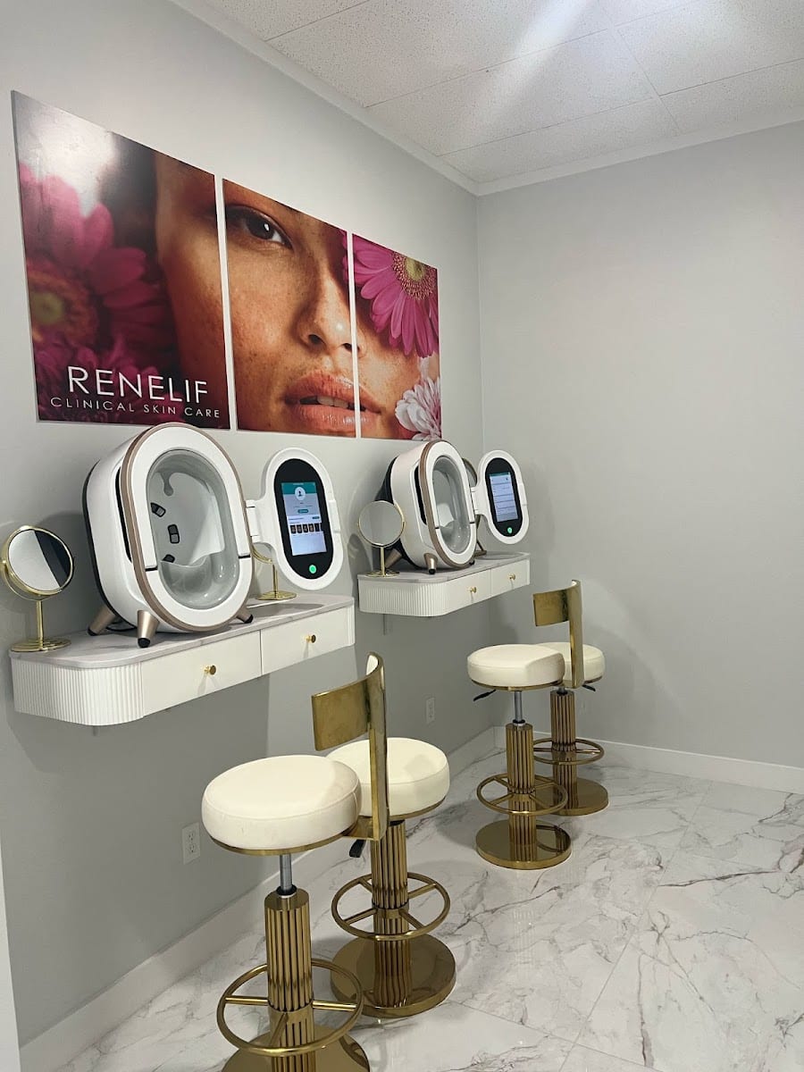Skin Totale Med Spa - Orange, photo 3