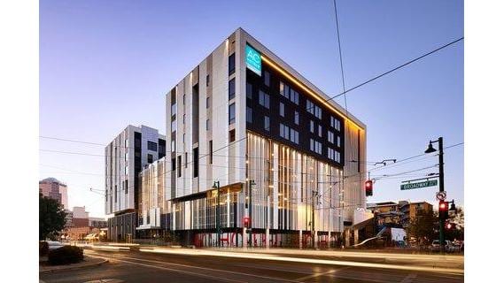 Hotel Congress