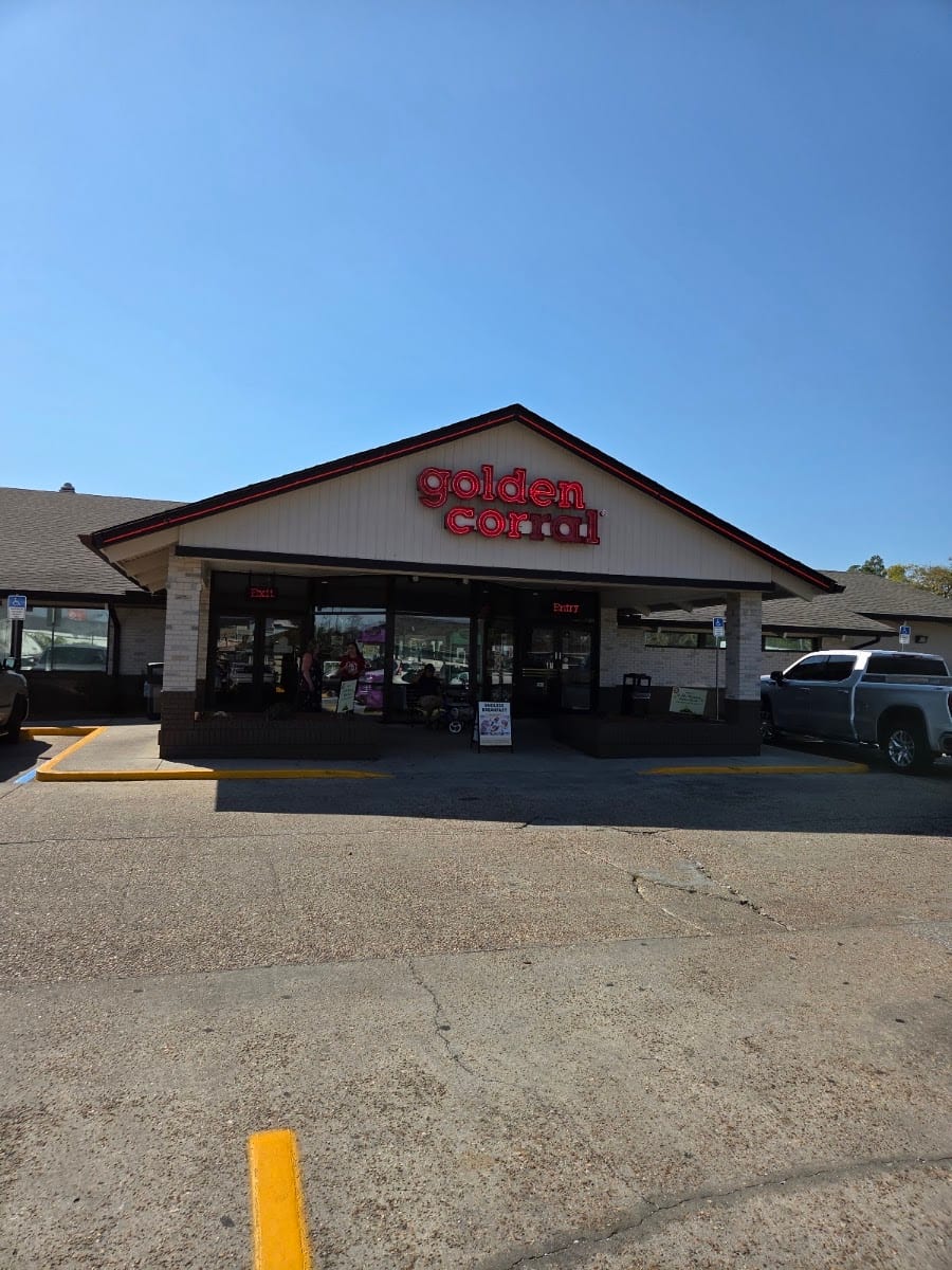 Golden Corral Buffet & Grill, photo 4