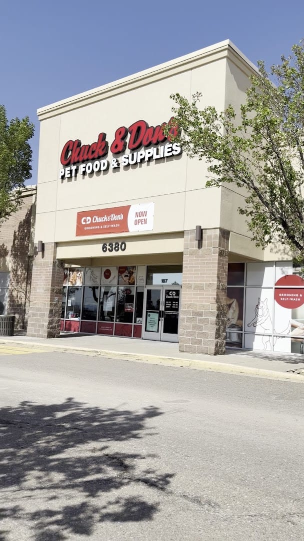 Chuck & Don's Pet Food & Supplies